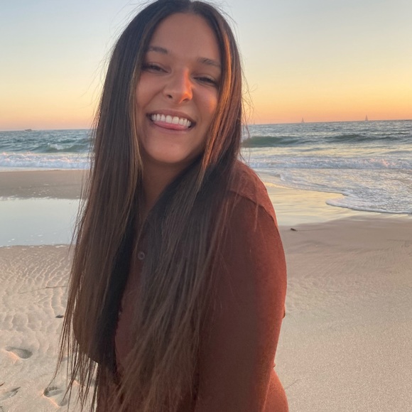 Meet your Posher, Nicola - Picture 1 of 8